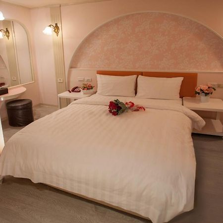 Showart Hotel Taipei Dış mekan fotoğraf